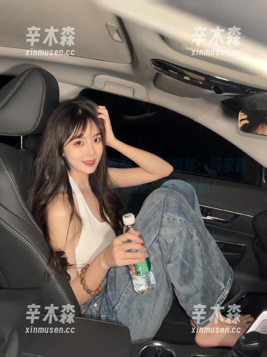 “17吃瓜”网址揭秘：回家路上谁的故事最劲爆，快来瞧瞧！