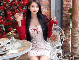 为什么“1970s蜜桃色”链接里的黑料总是能勾起我的好奇心呢？人生哲学！