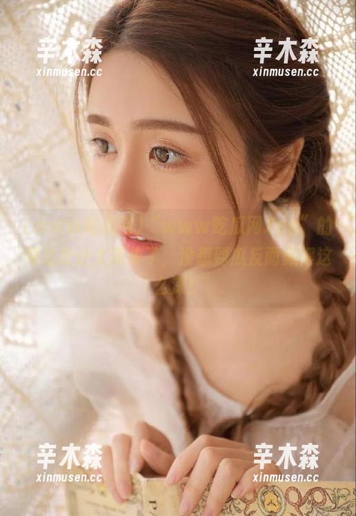 “www吃瓜网.top”的网址设计太简单了，没想到瓜反而藏得这么深！