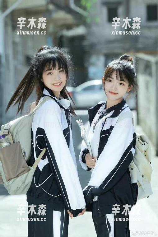 视频里那些离谱操作，真想问问：mmzztt.com的导演是谁！