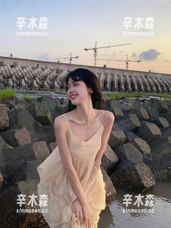 启动zztt11导航，跟随我的脚步快乐吃瓜！