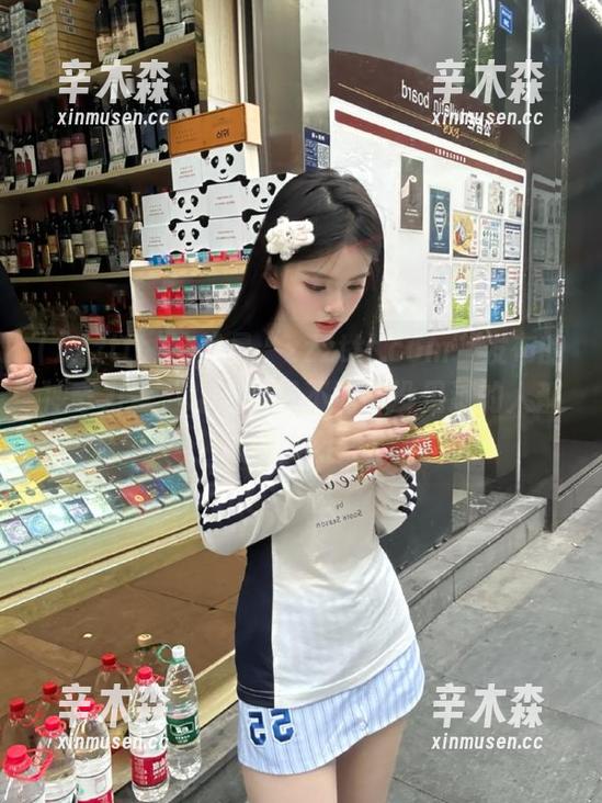 zzzttt 这就是“zzzttt.com”发布的神奇力量,让人欲罢不能,没见过的人都得惊呆了。