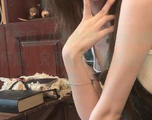 九色91吃瓜app的黑料多到让我怀疑，究竟这是在吃瓜还是吃大餐啊？