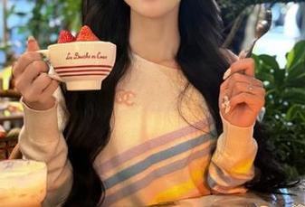 打开《吃瓜17cg》，我以为永不迷路，结果被坑得要哭啦！