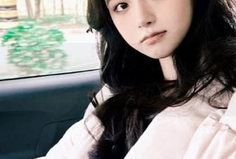 吃瓜网的奇妙入口，探花们是如何在霓虹灯下氤氲舞动的？