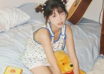 吃瓜网疯狂更新中，在线观看这里的瓜，似乎能闻到甜腻的气息！