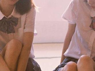吃瓜网：在线观看谁在暗恋？快来踩线！