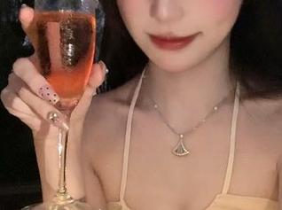 吃瓜网首页让我觉得，单身也值得“免费吃瓜”！