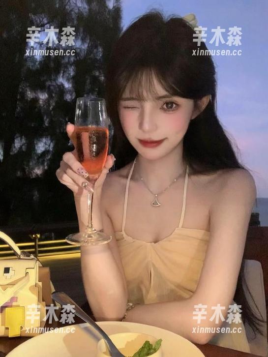 吃瓜网首页让我觉得，单身也值得“免费吃瓜”！