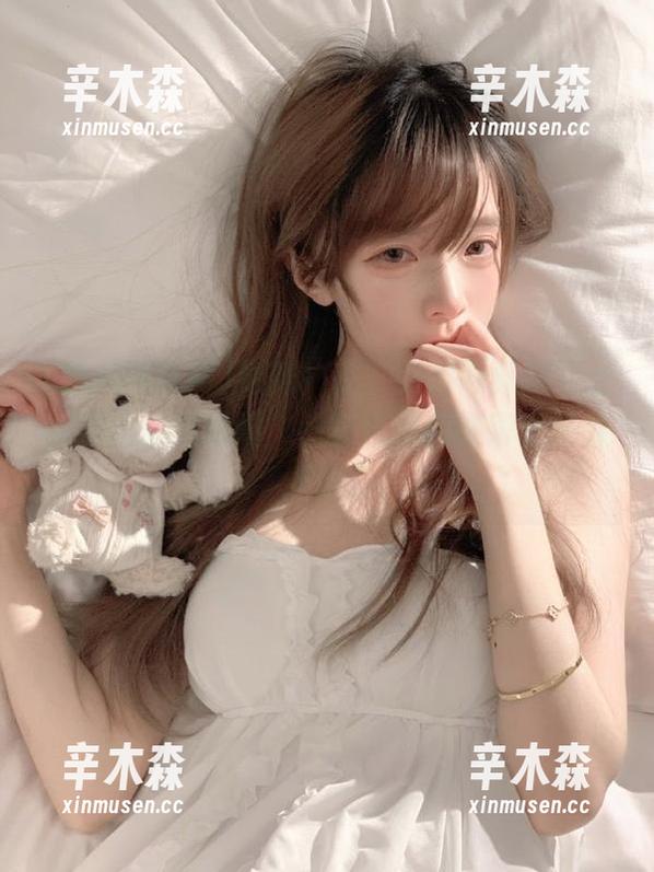 更新！在“吃瓜网红网”上翻到的尴尬瞬间，感觉自己都在屏幕前面捂脸...