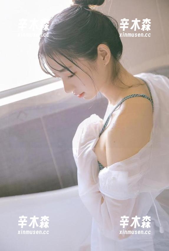 听说好莱坞黑料正能量要上线了，地址是什么？快让我看看瓜！？