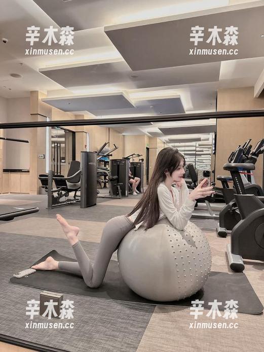 “明星黑料”官网，真是瓜多到让人咂舌，今天又给我整懵了！