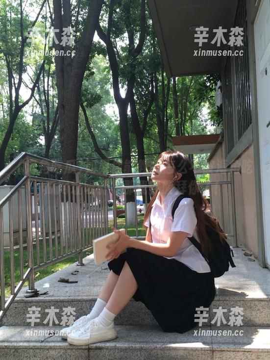 如果你能教我怎么不被海角吃瓜网址吸引，那我就膜拜你了！