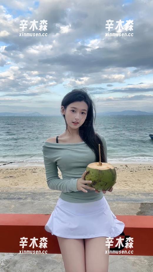 昨晚还在zzzttt黑料不打烊，今天一进首页就黑屏，是想让我悬念满满？