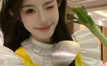 ios平台黑料吃瓜网页：探花分享那些年追过的‘花’们！