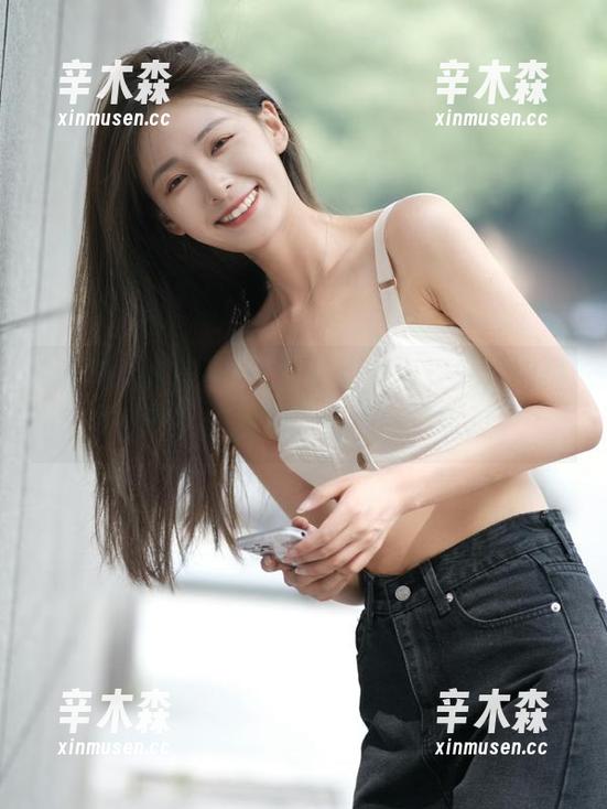 黑料吃瓜网页在安卓上爆发，探花的潜规则我居然没听过！
