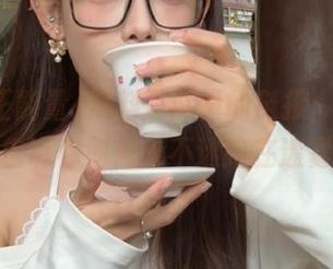 黑料正能量的链接，就像灯塔，告诉你如何永不迷路在迷雾中。