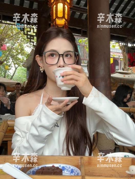 黑料正能量的链接，就像灯塔，告诉你如何永不迷路在迷雾中。