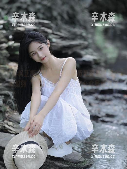 居然有免费历史查找福利，没想到“黑料正能量”微信公众号也这么实在！