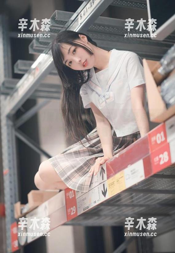 黑料社这次更新了，登录后变得更‘曝’动了，是冲着好戏来吗？