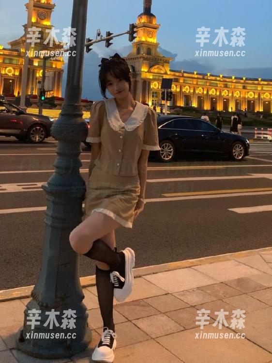 看黑料网ios，不用点开也能猜到里面的瓜，有点妙！