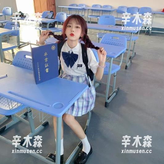 黑料网传送门，他们的瓜也太多了吧，怎么看得我眼花缭乱，脑子都有点转不过来了！