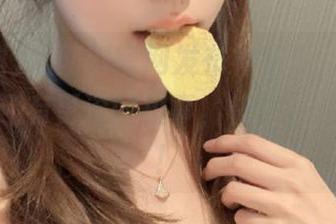 黑网料官网发布神秘瓜，简直让我觉得还有更深的故事，快来一起解密吧！