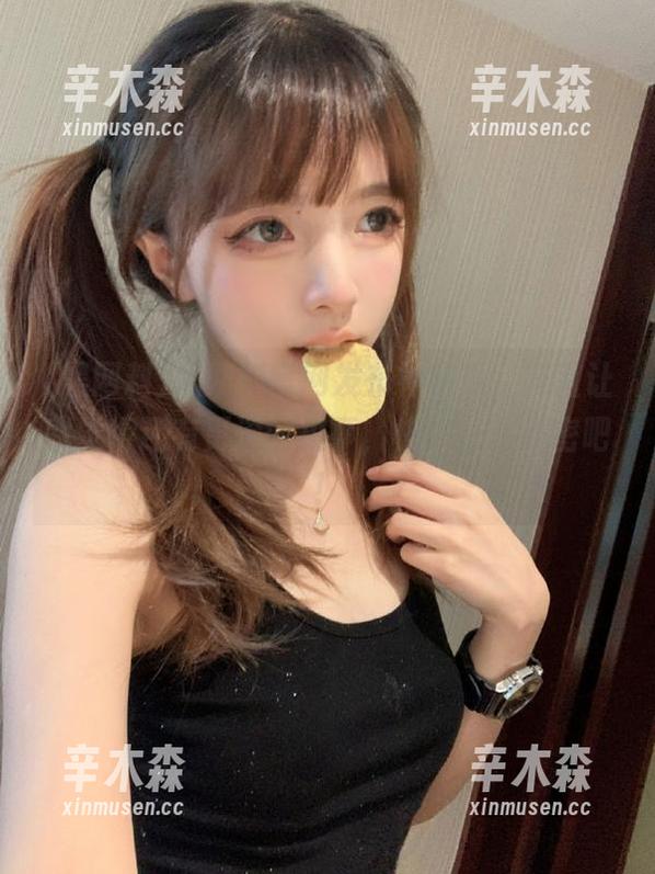 黑网料官网发布神秘瓜，简直让我觉得还有更深的故事，快来一起解密吧！
